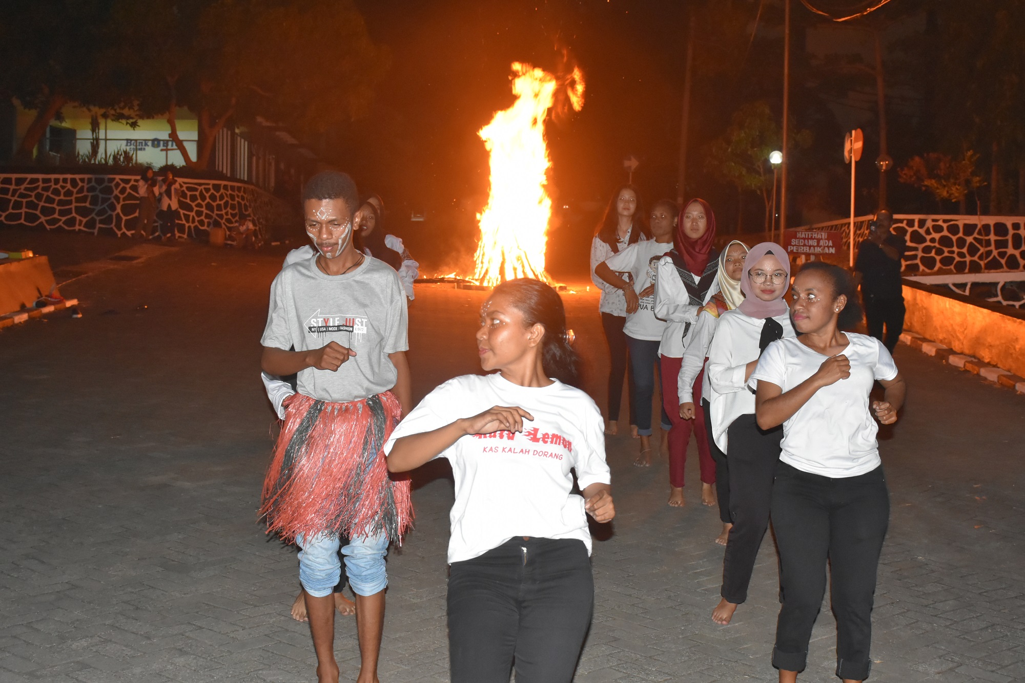 Satukan Perbedaan Rusunawa Undip Gelar Makrab 2019