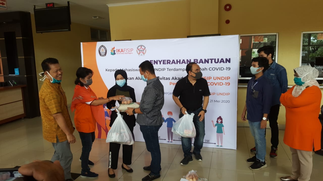 Dekan FISIP Undip Gandeng IKA-FISIP Undip Bersama BEM Bantu Mahasiswa Terdampak Covid-19