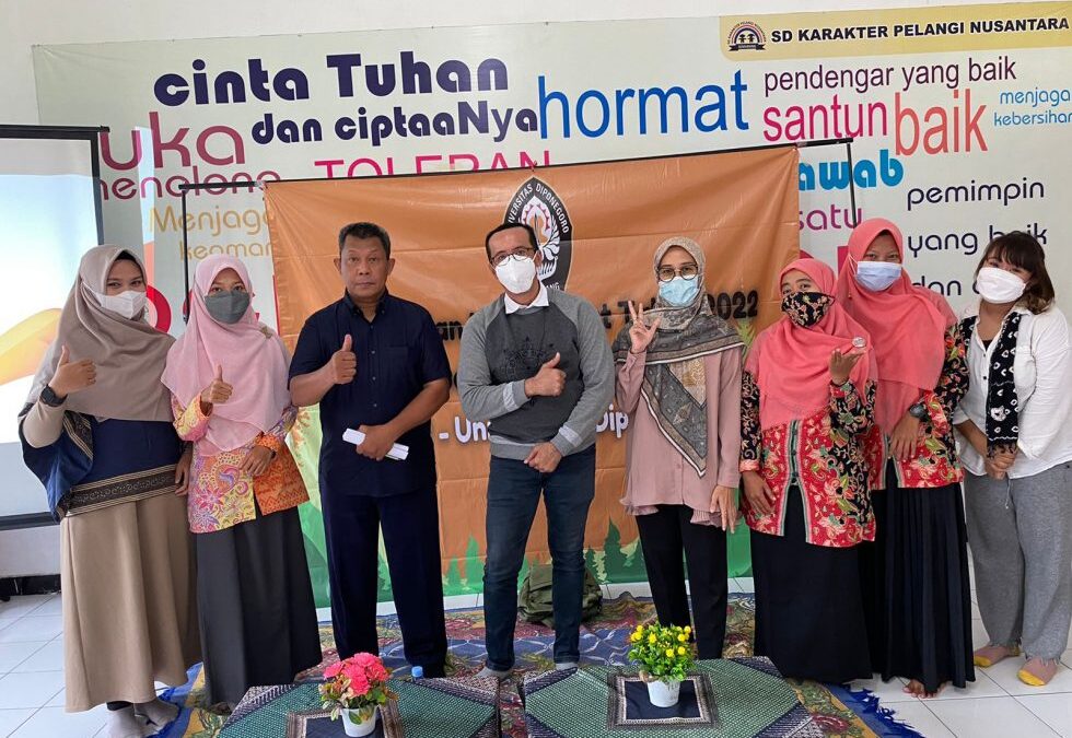 Digital Literacy To Prevent +18 Content Access On Social Media By Children At Pelangi Nusantara Kindergarten