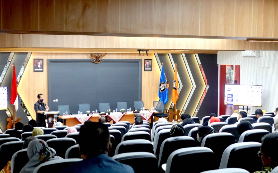 Orasi Ilmiah FISIP Undip 2022, Tantangan dan Peluang Ilmu Sosial dan Politik di Era Transformasi Digital