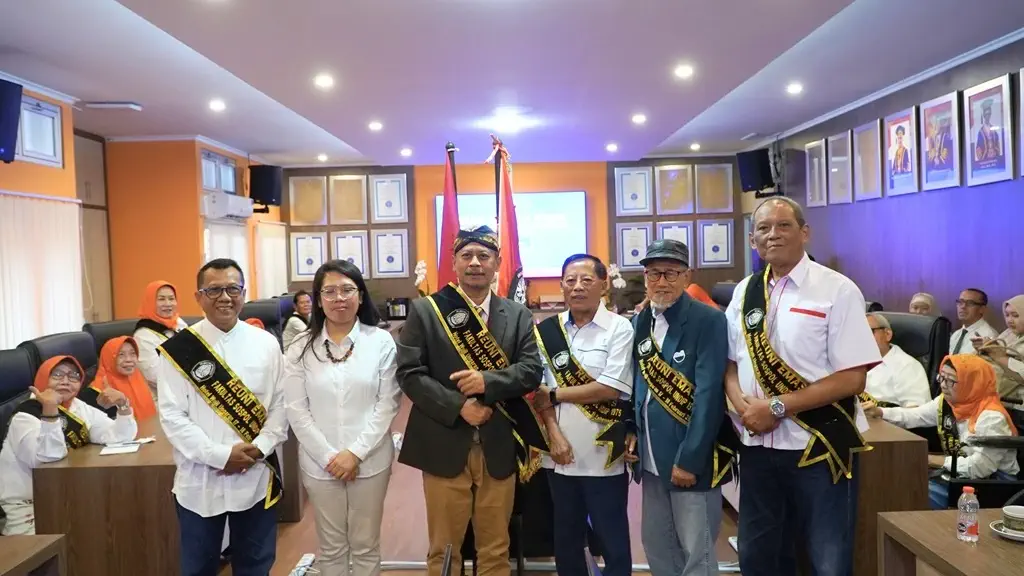 FISIP Undip Welcomes the Class of 1975 Alumni in Celebration of 50 Years Together
