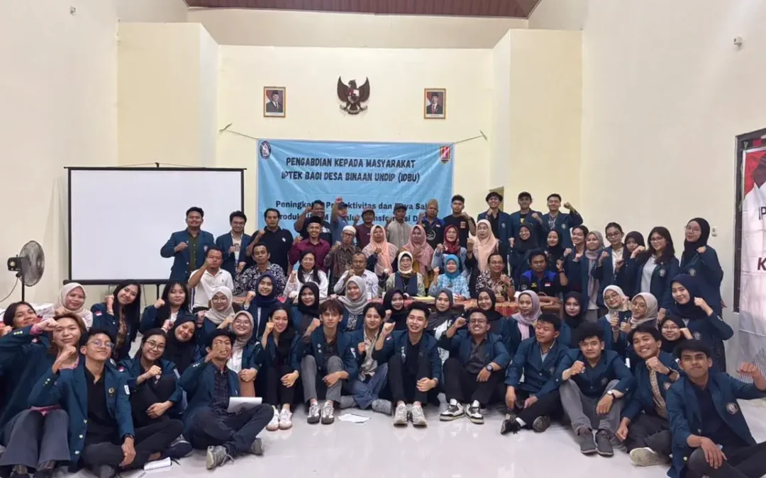 UNDIP Community Service Program (KKN) Student Movement Enhances Rowosari MSMEs through Marketing & Branding Strategies and Spinner Machine Training