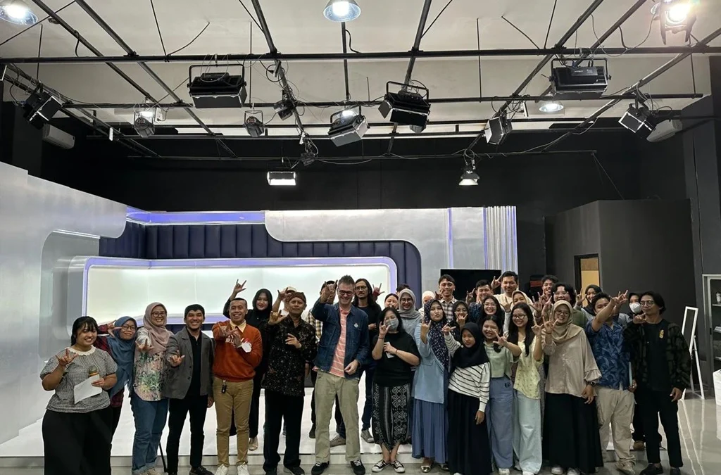 FISIP Undip Held International Community Service 2025: Enhancing Local Film Communities’ Capacity Through Documentary Training