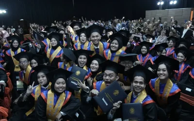 Yudisium FISIP Undip ke-179 [Hari ke-2 Sesi 1]: Optimisme sebagai Bekal Hadapi Tantangan Zaman
